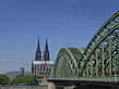 Hohenzollernbrücke beim Kölner Dom Fotos