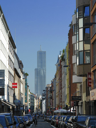 Blick vom Friesenwall auf Kölnturm Foto 