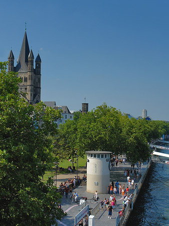 Fotos Pegel Köln und die Spitze von St Martin