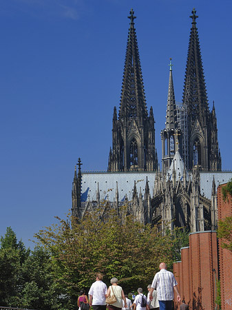 Steinmauer zum Kölner Dom Fotos