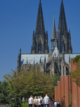 Foto Steinmauer zum Kölner Dom - Köln