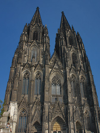 Fotos Touristen tummeln sich vor Kölner Dom | Köln