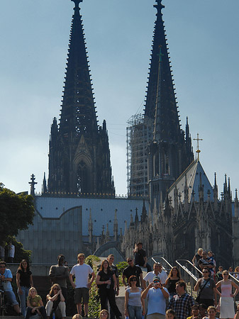 Fotos Touristen auf dem Weg zum Kölner Dom | Köln