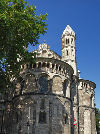 Seitentürme und Westturm der St Aposteln