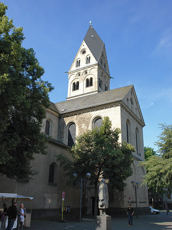 Westturm der St Aposteln Foto 