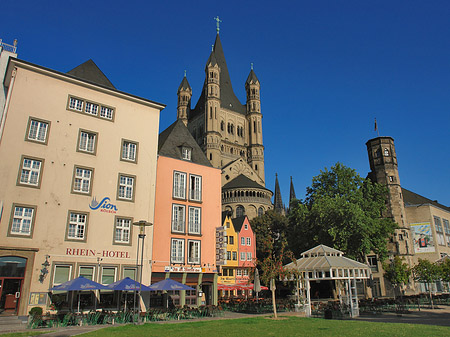 Foto Groß St Martin hinter Fischmarkt - Köln