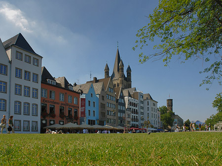 Groß St Martin hinter Fischmarkt Foto 