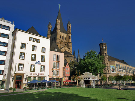 Foto Groß St Martin hinter Fischmarkt