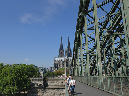 Foto Hohenzollernbrücke beim Kölner Dom