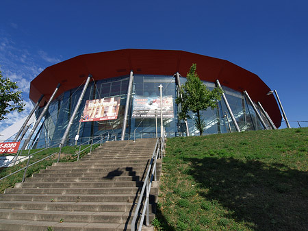 Kölnarena auf der Treppe Foto 