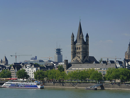 Foto Groß St Martin mit Wasser