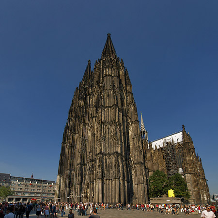 Südwestfassade des Kölner Doms