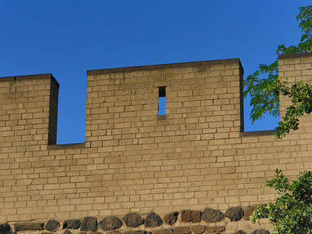 Stadtmauer am Sachsenring Fotos