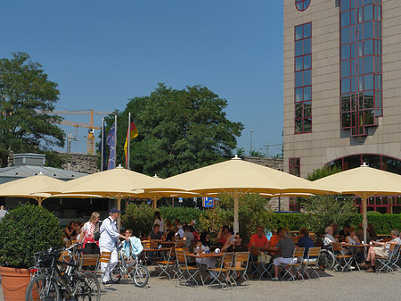 Schirme auf der Urbanstraße